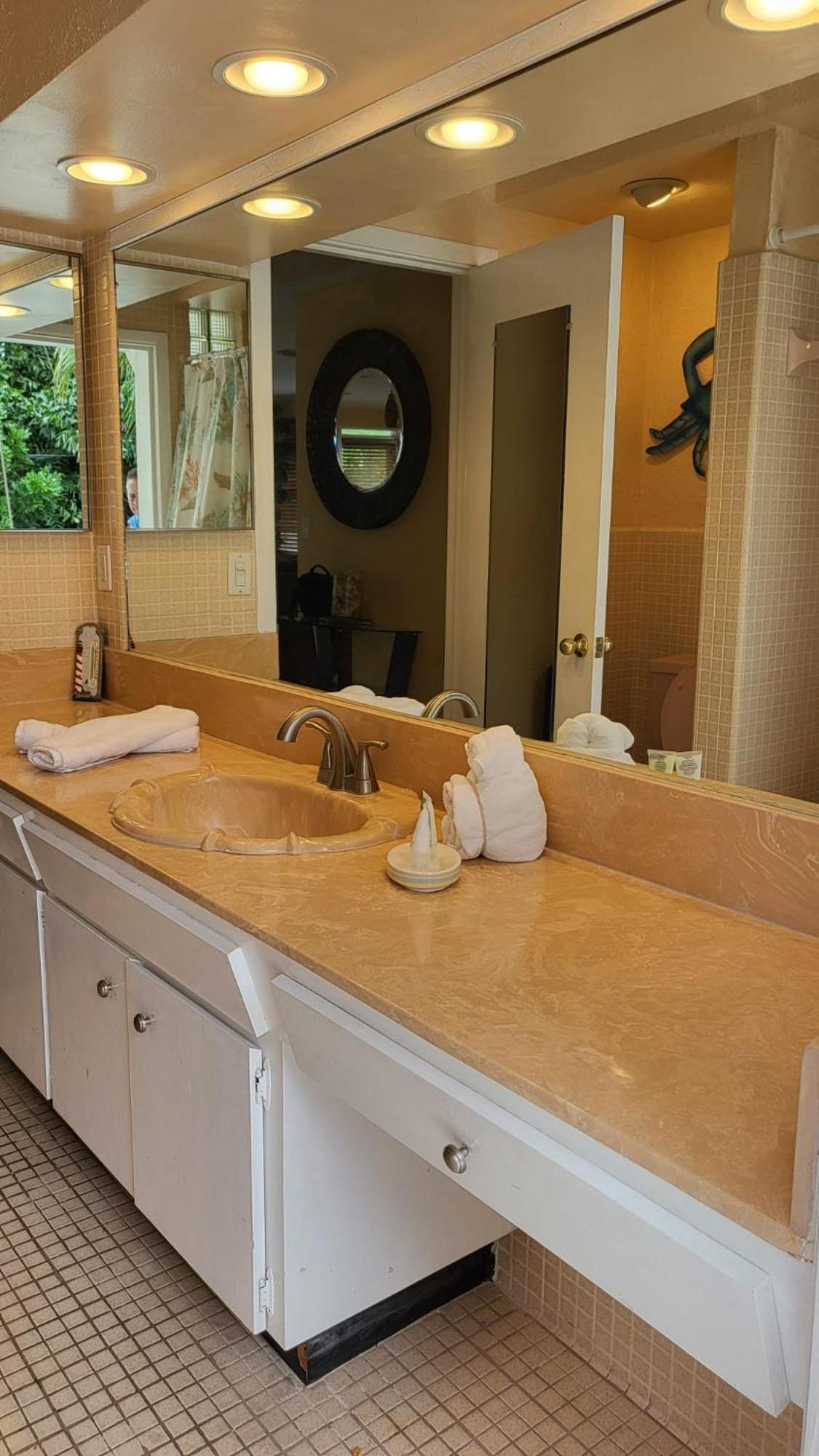 Spacious Beach House Unit,Beautifully Furnished 2 Bed 2Bath./2Min.Walk To Beach クリアウォーター・ビーチ エクステリア 写真